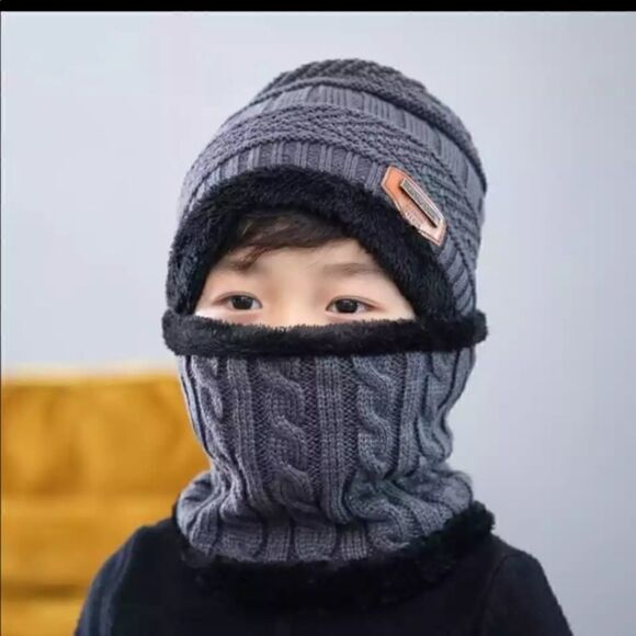 Kids 2-Pieces Winter Beanie Hat Scarf Set Brand New - Picture 6 of 16